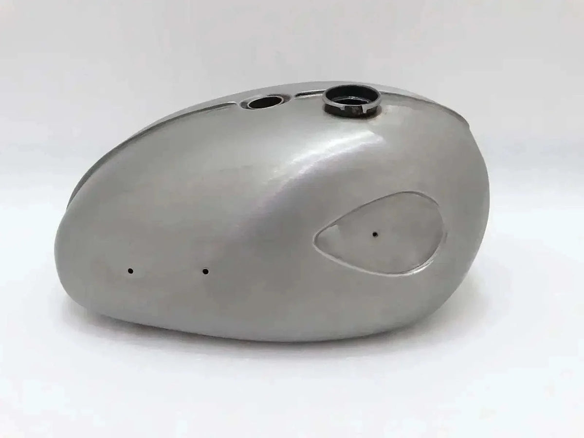 BSA A65 THUNDERBOLT FUEL TANK IN RAW STEEL ( SINGLE CARB) - bestsparestore