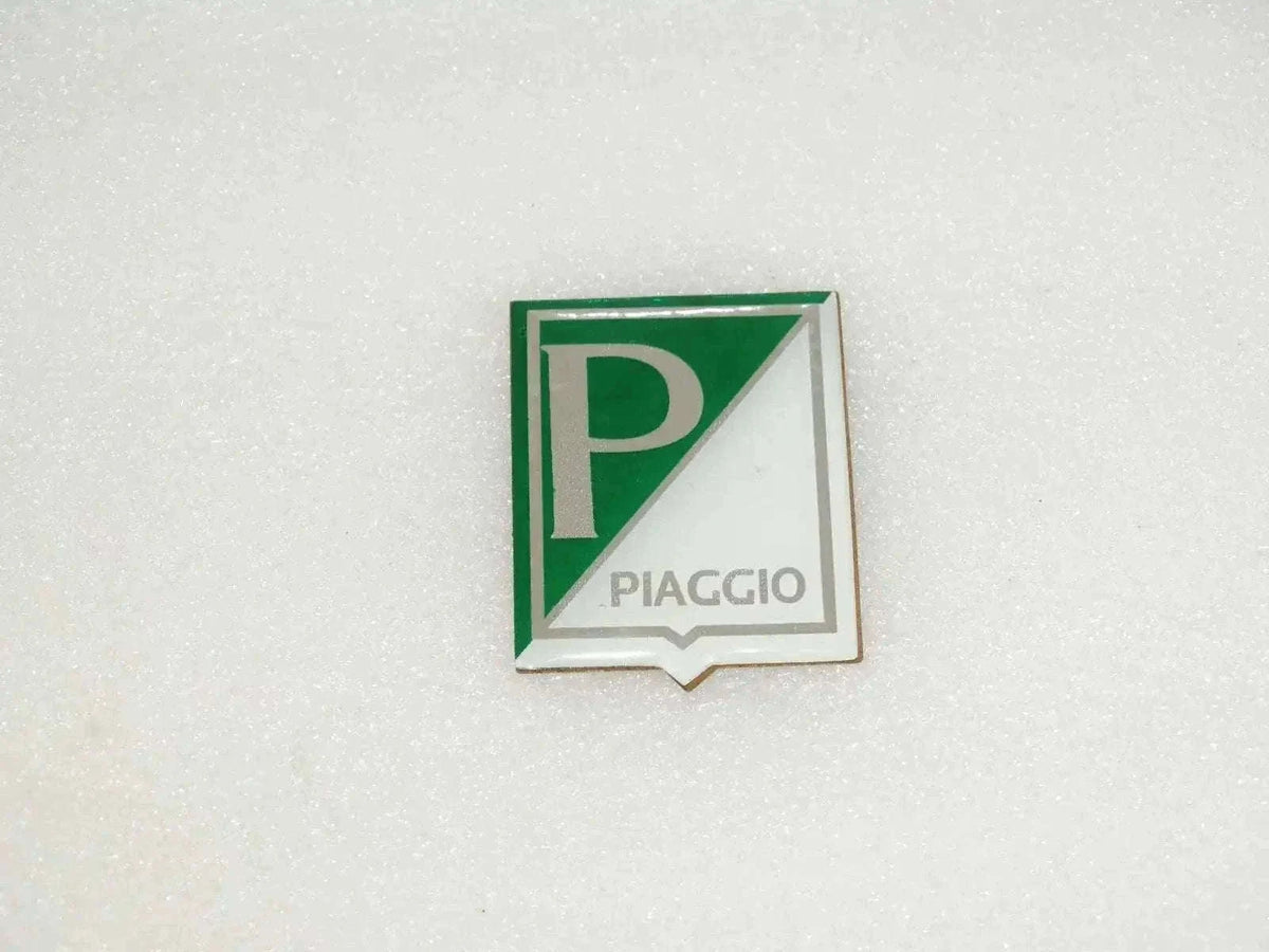 New VESPA HORNCAST BADGE PIAGGIO LOGO DARK GREEN/WHITE Best Spare Store
