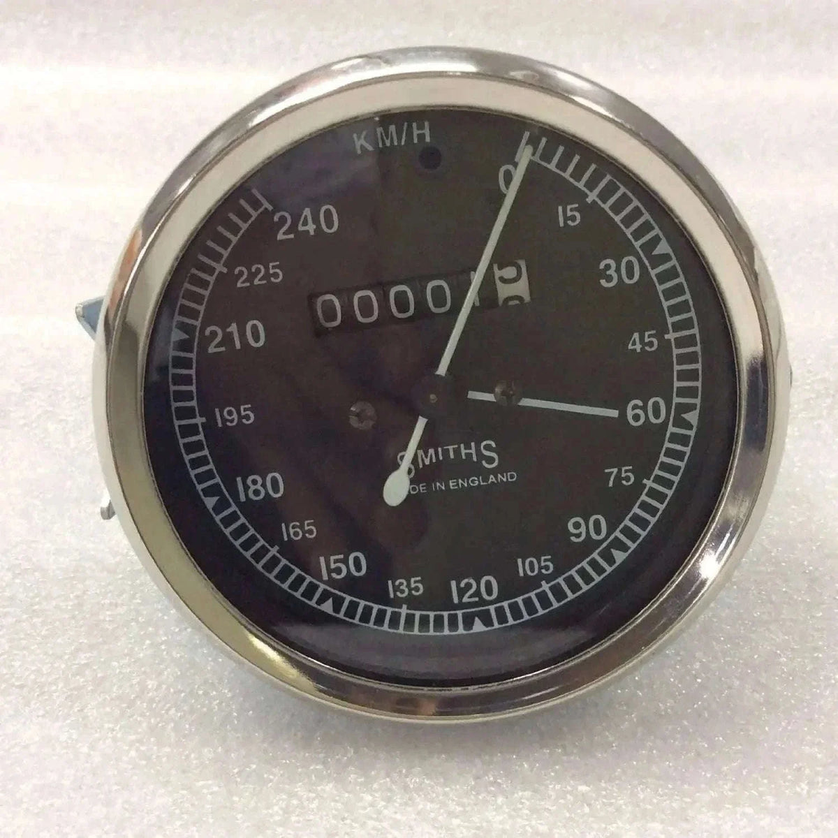 SMITH speedometer gauge with black dial, KM/H scale up to 240
