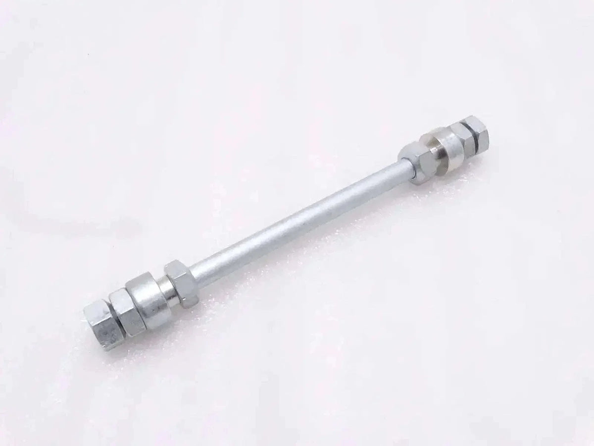 TRIUMPH 3HW REAR WHEEL COMPLETE SPINDLE AXLE KIT - bestsparestore
